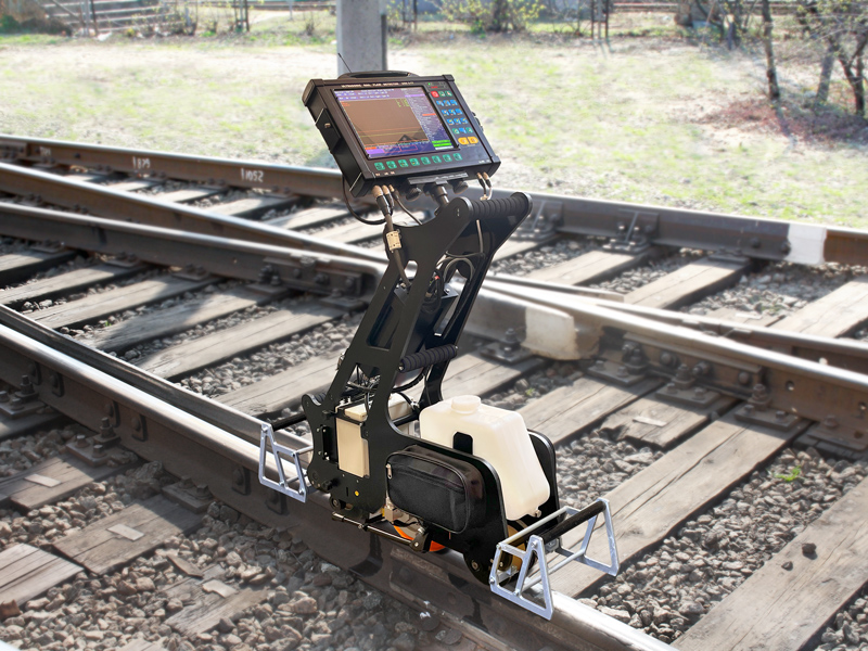 Ultrasonic trolley UDS2-77 on the real rails